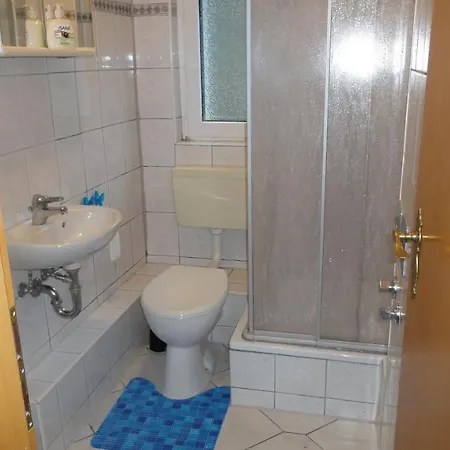 Apartment Zimmervermietung Loesken